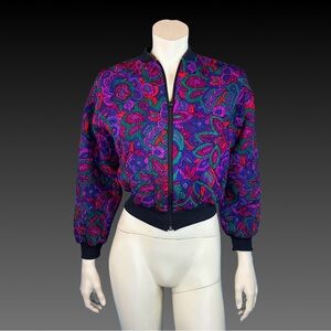 Vibrant Cropped Quilted Streetwear Jacket / 80s 90s / S M